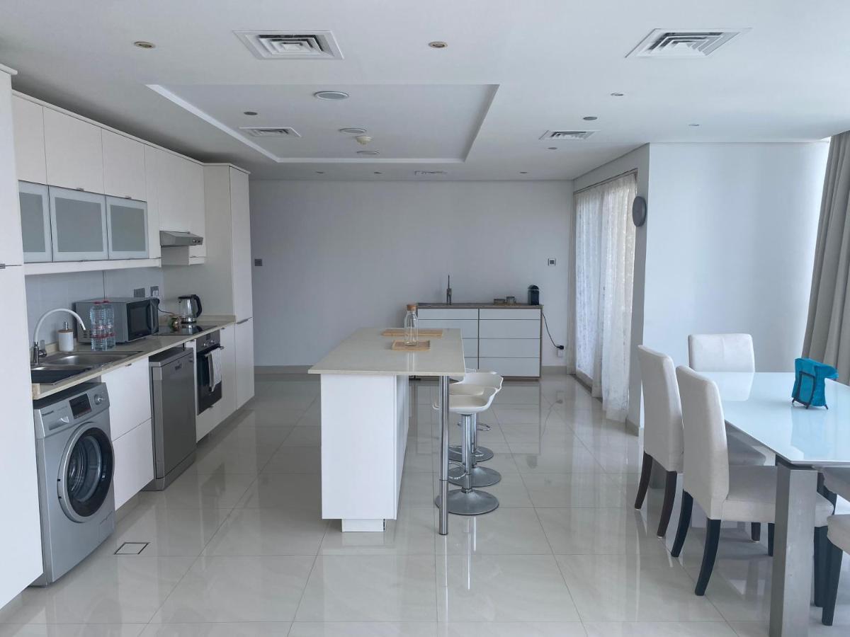 One Bedroom Apartment With Pool & Gym Near Marina Dubaï Extérieur photo