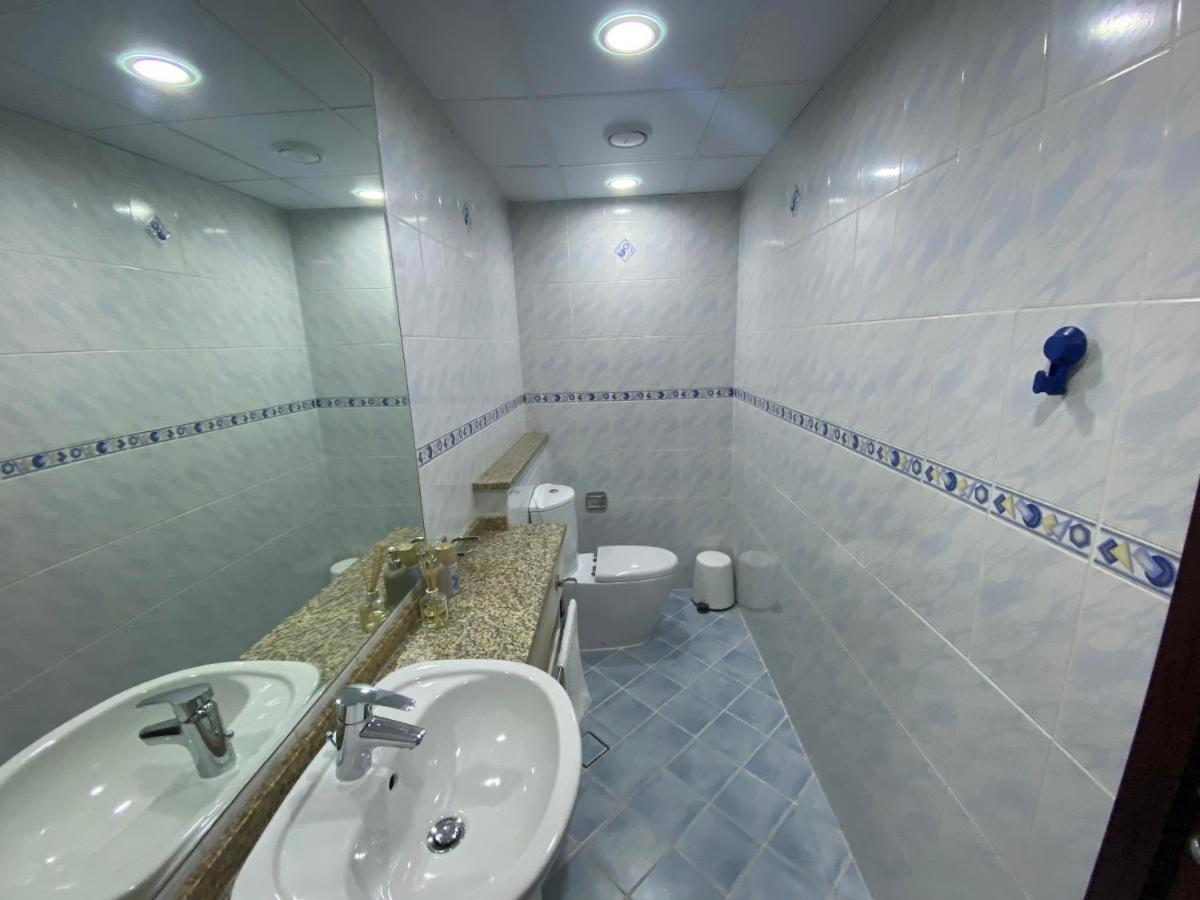 One Bedroom Apartment With Pool & Gym Near Marina Dubaï Extérieur photo
