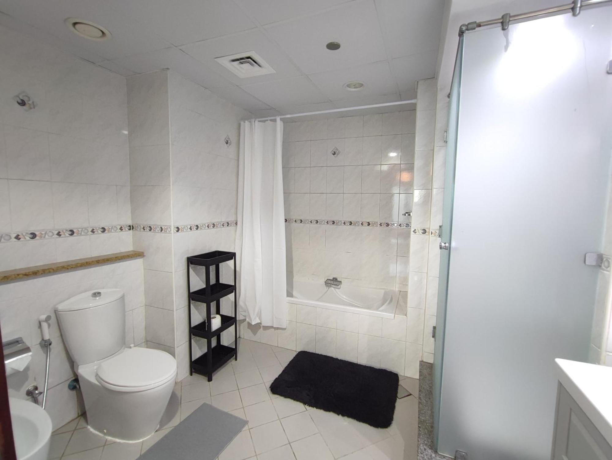 One Bedroom Apartment With Pool & Gym Near Marina Dubaï Extérieur photo
