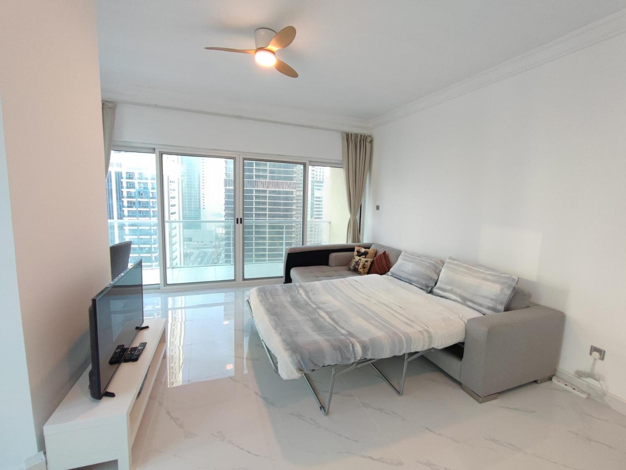 One Bedroom Apartment With Pool & Gym Near Marina Dubaï Extérieur photo