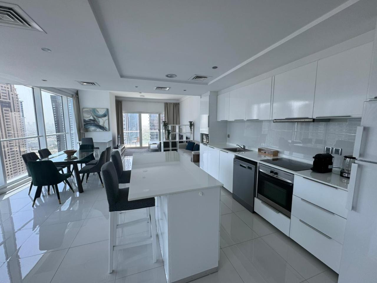 One Bedroom Apartment With Pool & Gym Near Marina Dubaï Extérieur photo